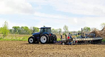 Warm Weather May Boost US Planting; N. Dakota Hopes to Avoid 2022 Repeat