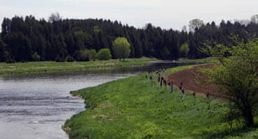 Great Lakes Microclimate Fosters Specialty Crops