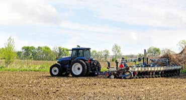 Iowa Farmers Making Progress Planting